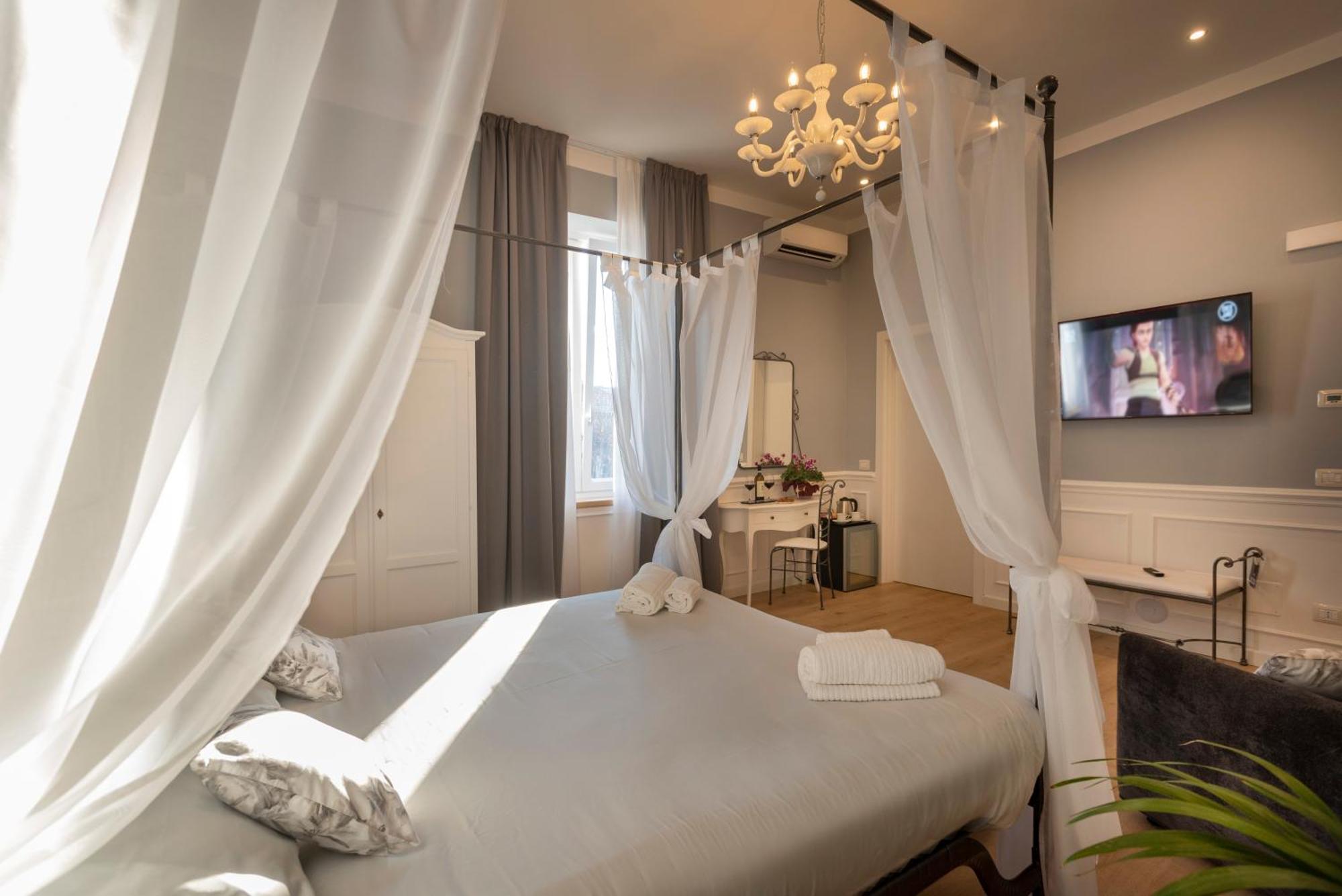 Villa Bernasconi Narzole Стая снимка